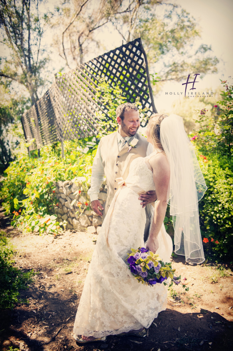 Bride and groom dip photos in San Diego CA