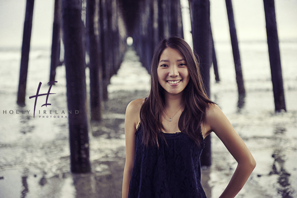 Cutest high school senior photography at the pier in San DIego