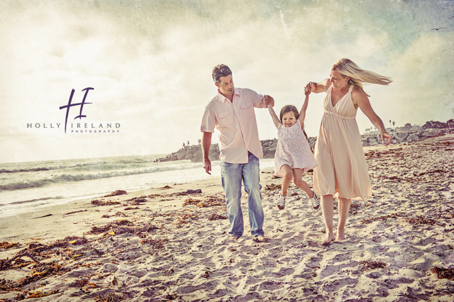 Amazing photos of a family at sunset at the beach in San Diego