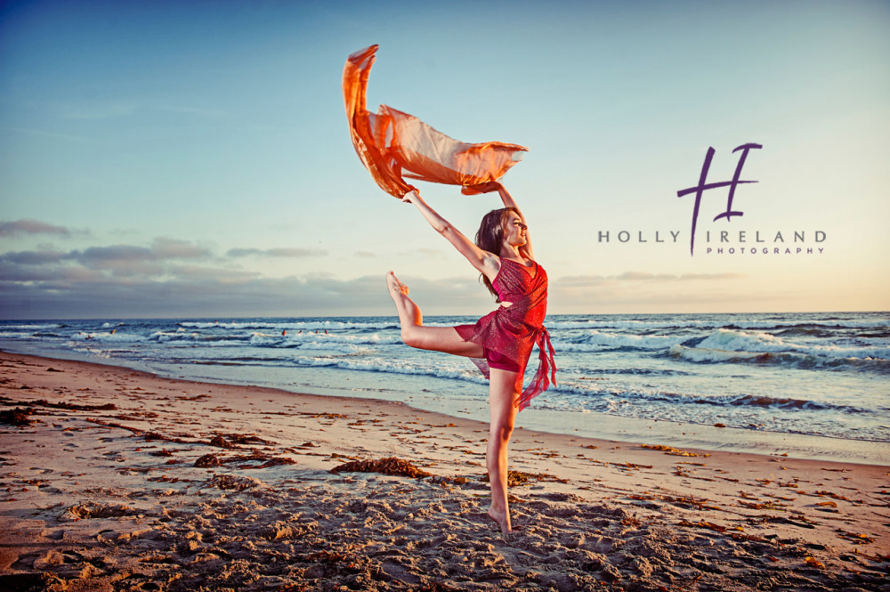creative photos of dancers at the beach in San Diego CA