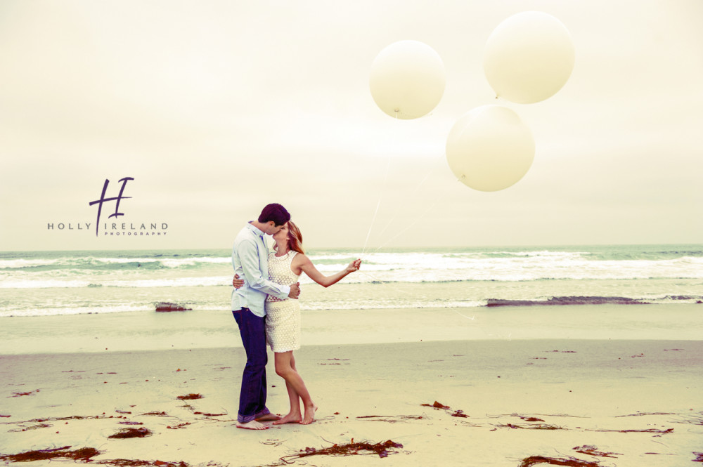 beach and balloon photos for engagement shoot in CA