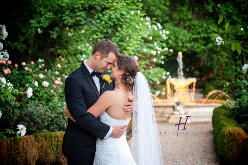 Gorgeous wedding photography by  www.hollyireland.com