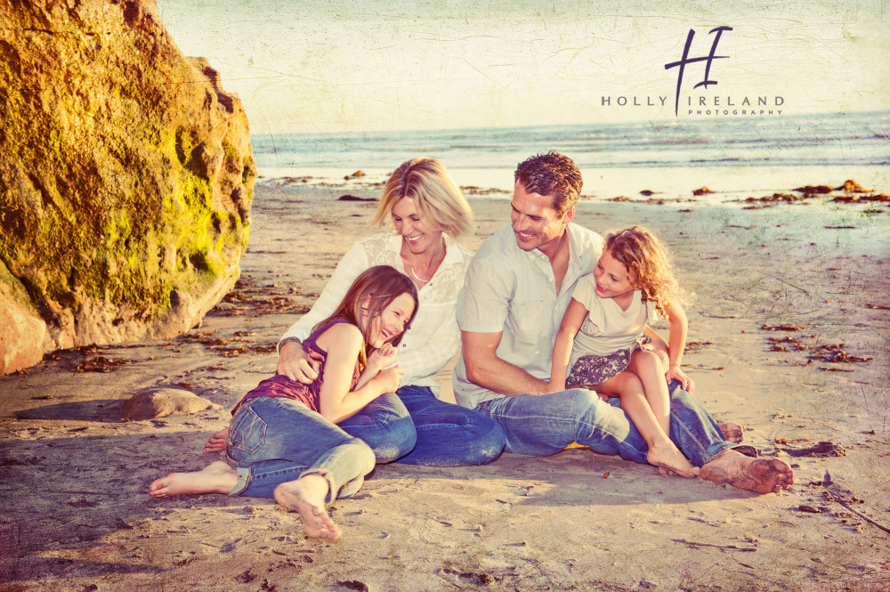 candid family beach photography in San Diego ca