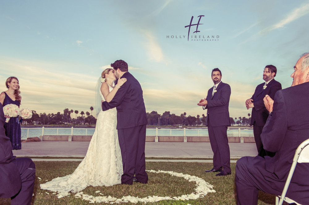 ceremony kiss photo