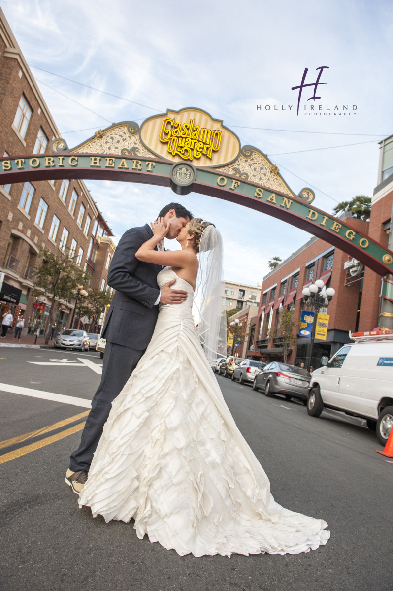 bride and groom fun photos