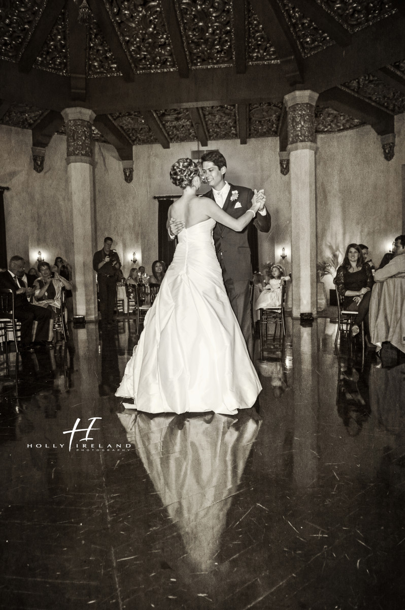 first dance wedding photography