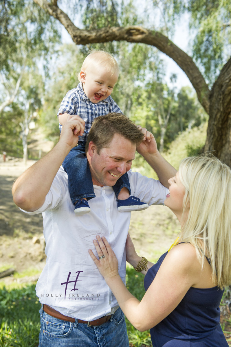 fun playful candid family photos