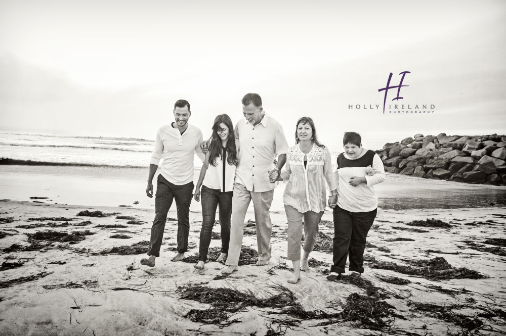 candid beach family photography