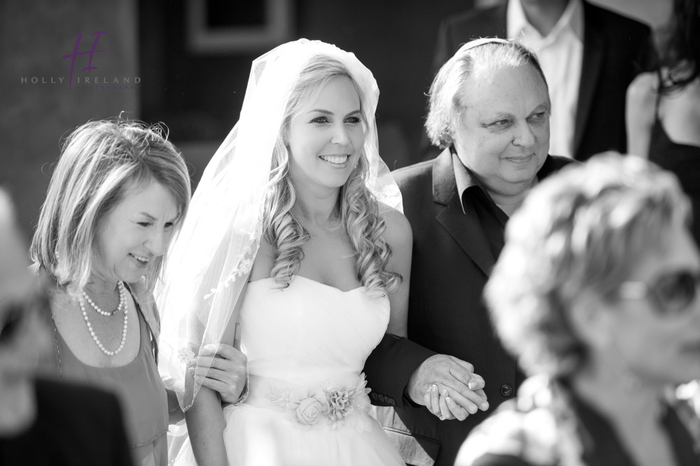 bride entrance for her ceremony photogrpahy