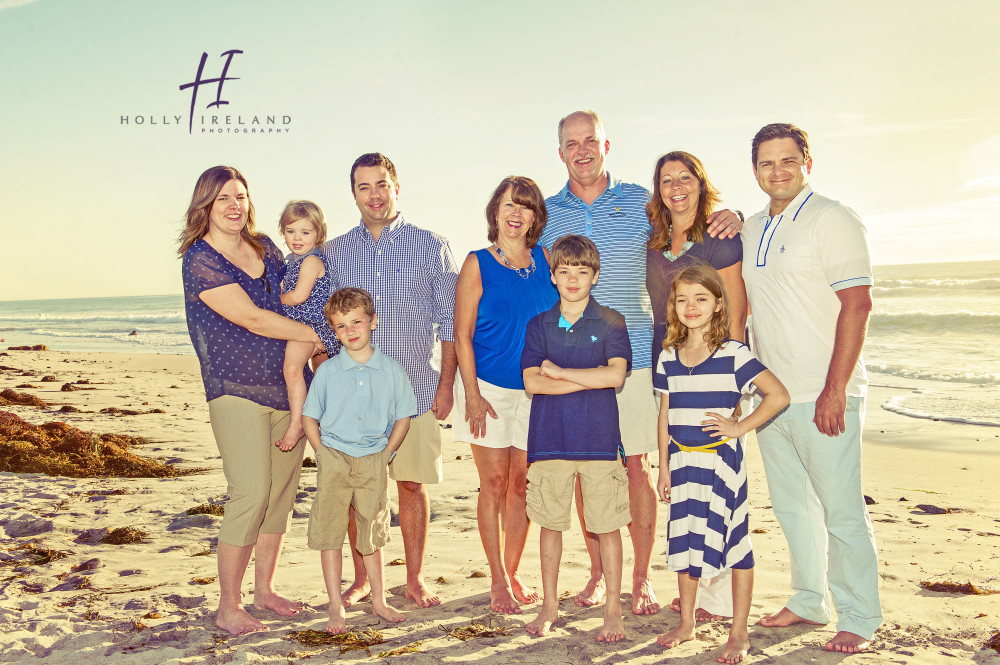 large group family photos at the beach