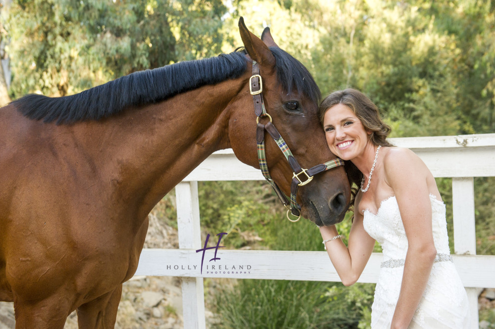 bride and her horse