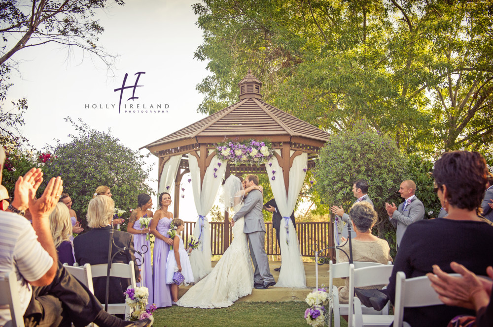 shadow Ridge wedding photos in Vista CA first kiss