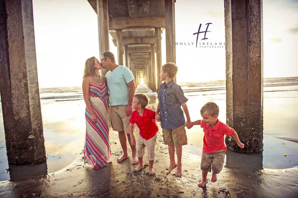 La Jolla Pier Family Photography at the beach at sunset