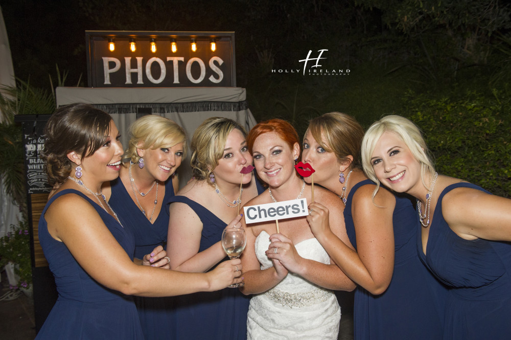 Fun bridal party photo ideas for weddings