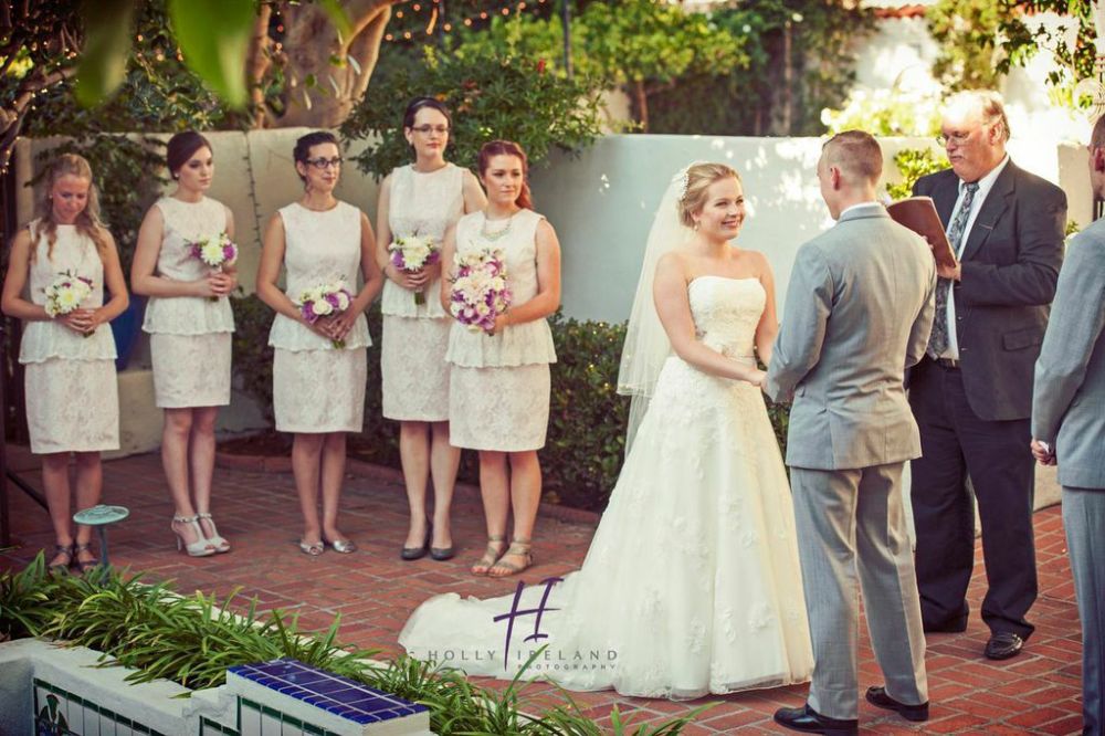 bride and groom getting married 