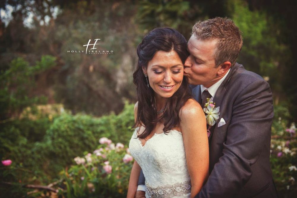 bride and groom rustic vista