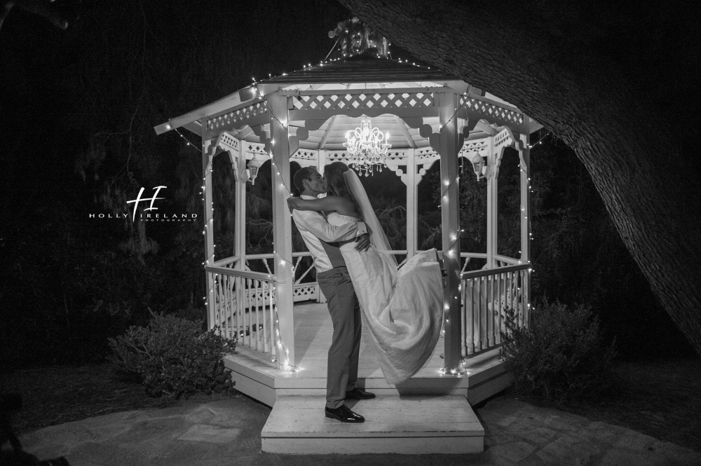 romantic black and white wedding photos at Green Gable Estate San Marcos