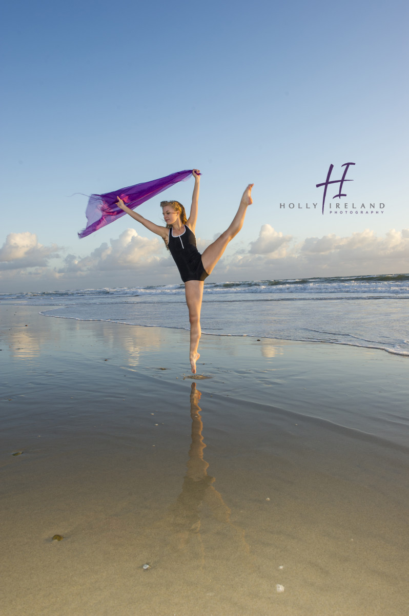 Dancer jumping at the beach photos in San Diego CA