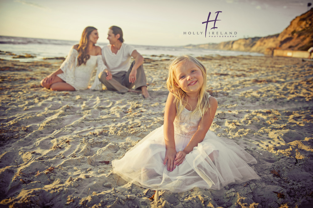 Sunset La Jolla Scripps Pier Family Photos by Holly Ireland Photography