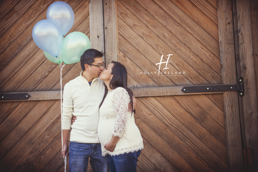 cute maternity family photo ideas in san Diego Ca