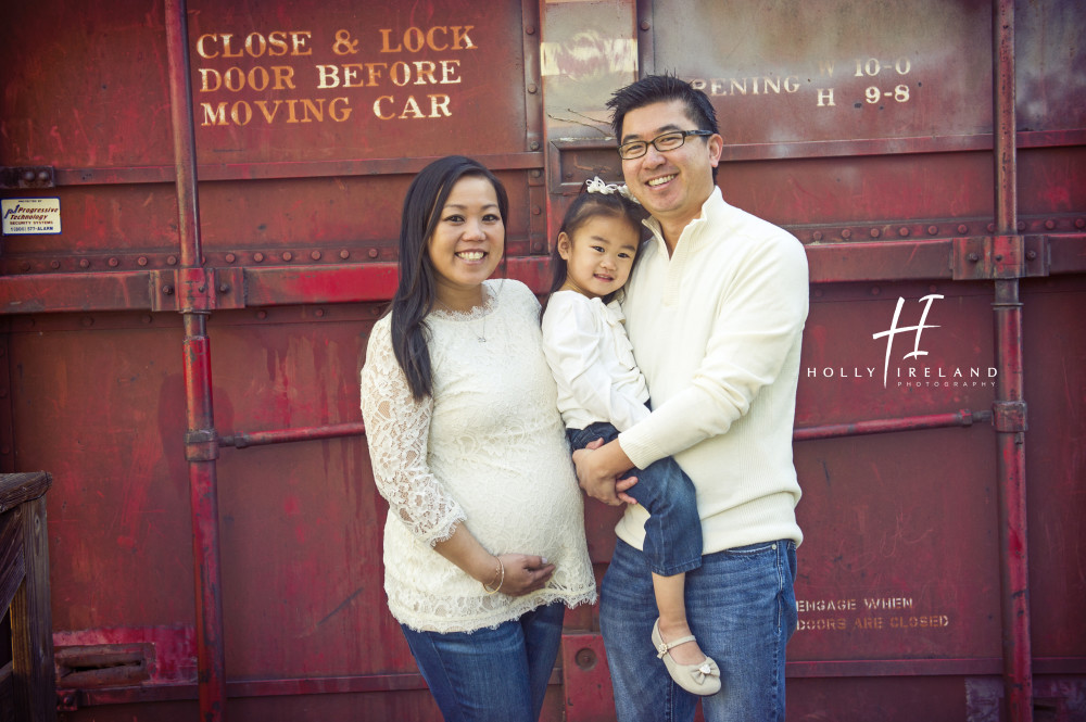 cute maternity family photo ideas in san Diego Ca