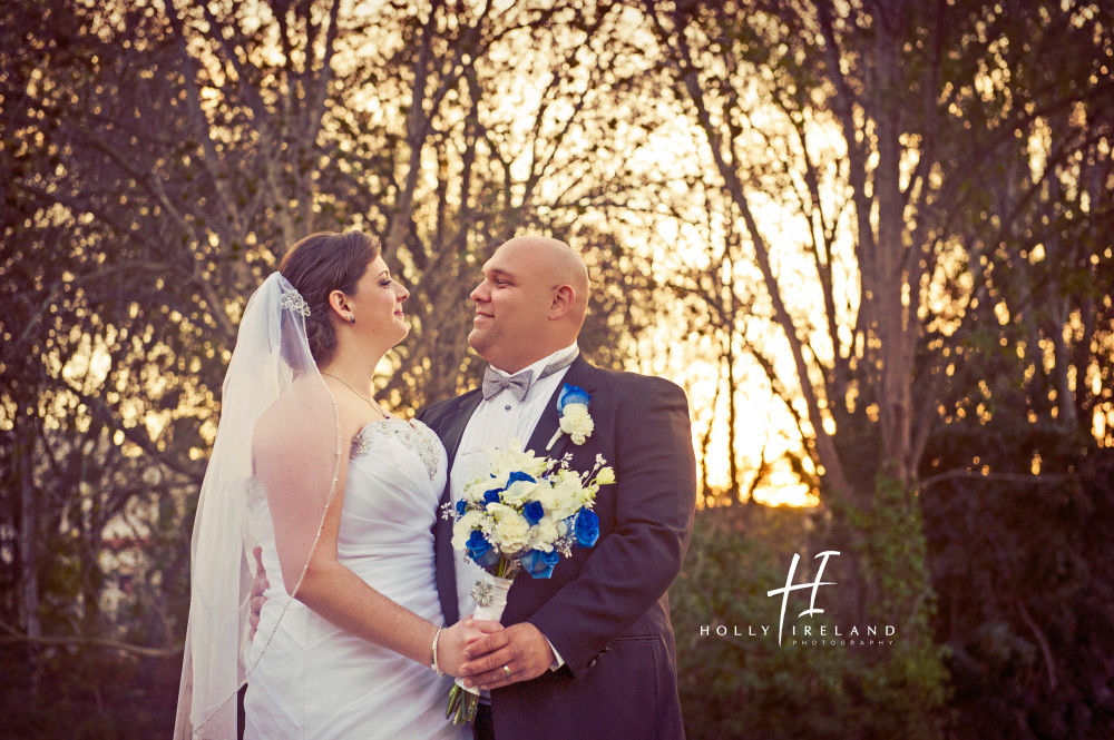 Classic Bride and Groom Photos at the Rancho Santa Fe Garden Club in San Diego CA