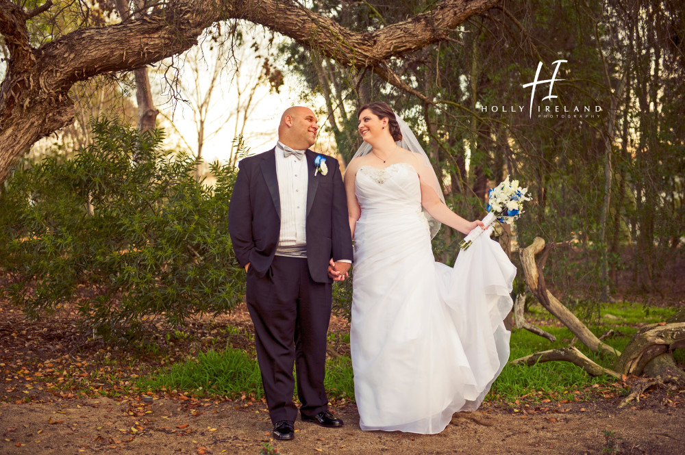 Classic Bride and Groom Photos at the Rancho Santa Fe Garden Club in San Diego CA