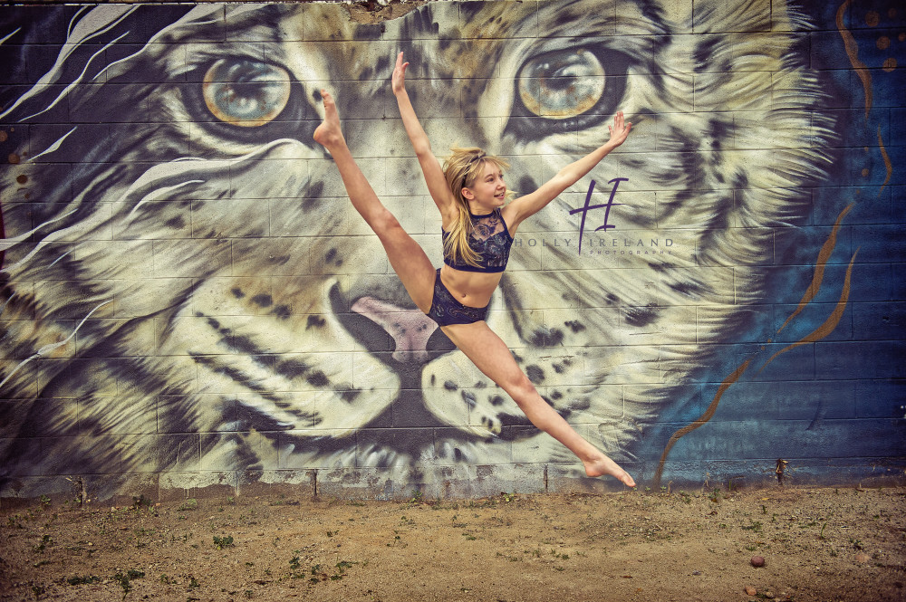 Urban Dance Photos with graffiti in San Diego CA downtown