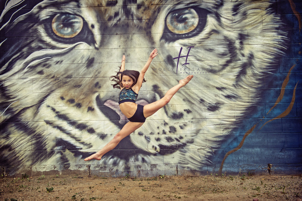 Urban Dance Photos with graffiti in San Diego CA downtown