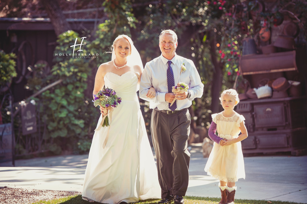 Rustic and chic Bernardo wedding From San Diego wedding photographers Holly Ireland Photography