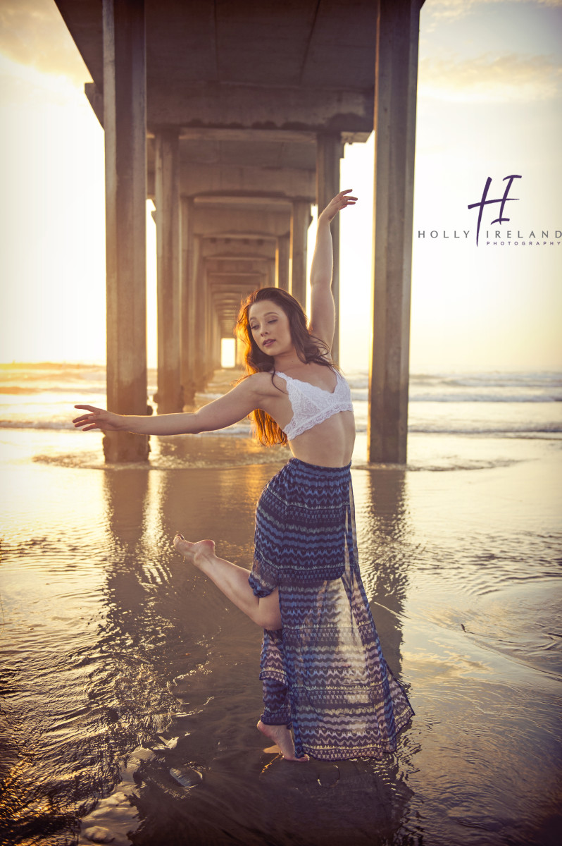 Carlsbad-HighSchoolSenior-Photograph