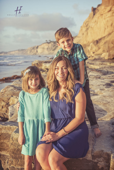 LaJollaBeachSunset-Family-Photo