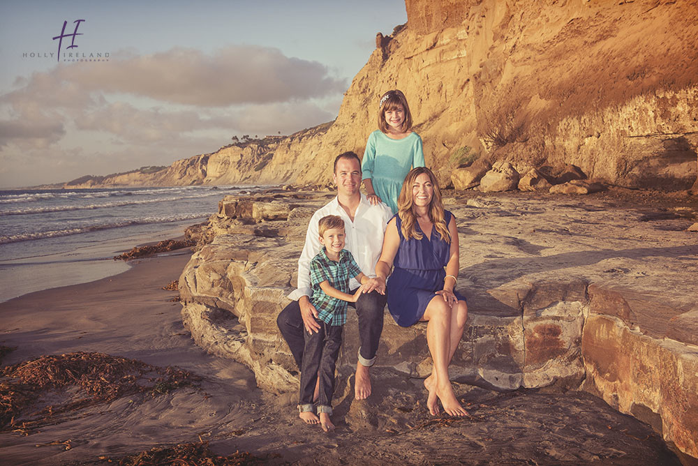 LaJollaBeachSunset-Family-Photographer