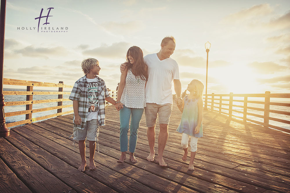 OceandisePier-BeachFamily-Portrait