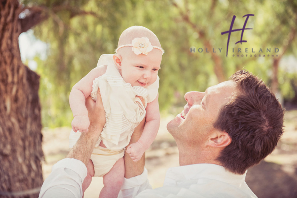 Rustic Family photos at Leo Carrillo Ranch in Carlsabd CA by www.hollyireland.com