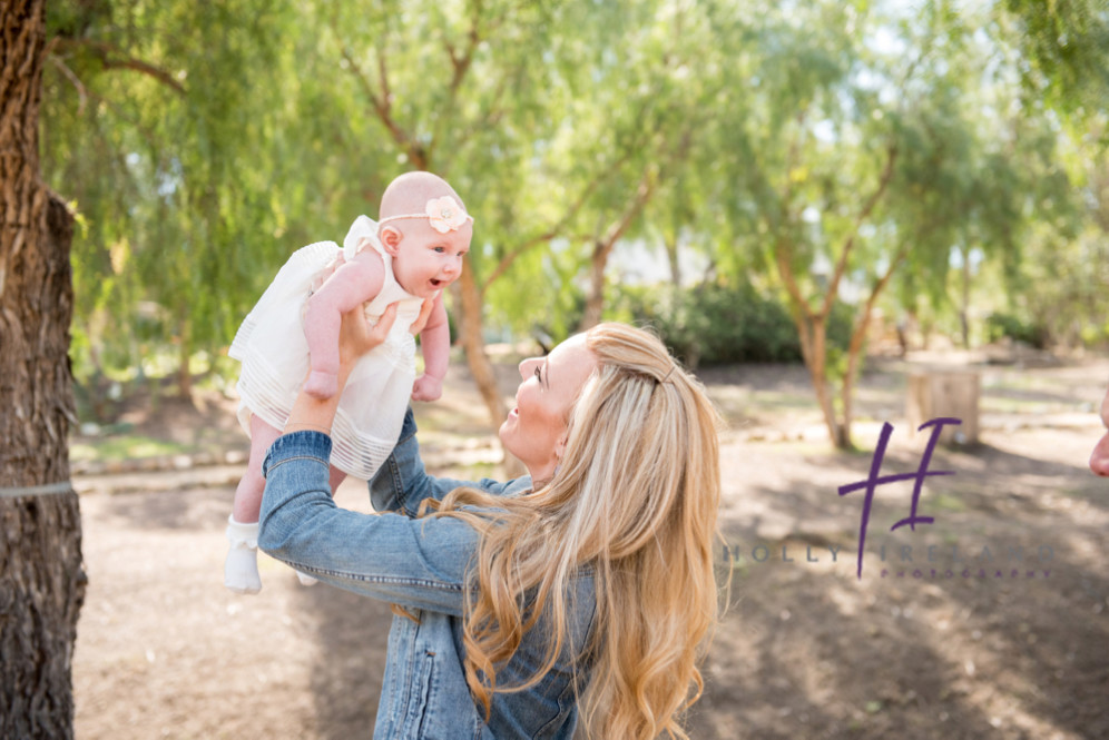 Rustic Family photos at Leo Carrillo Ranch in Carlsabd CA by www.hollyireland.com