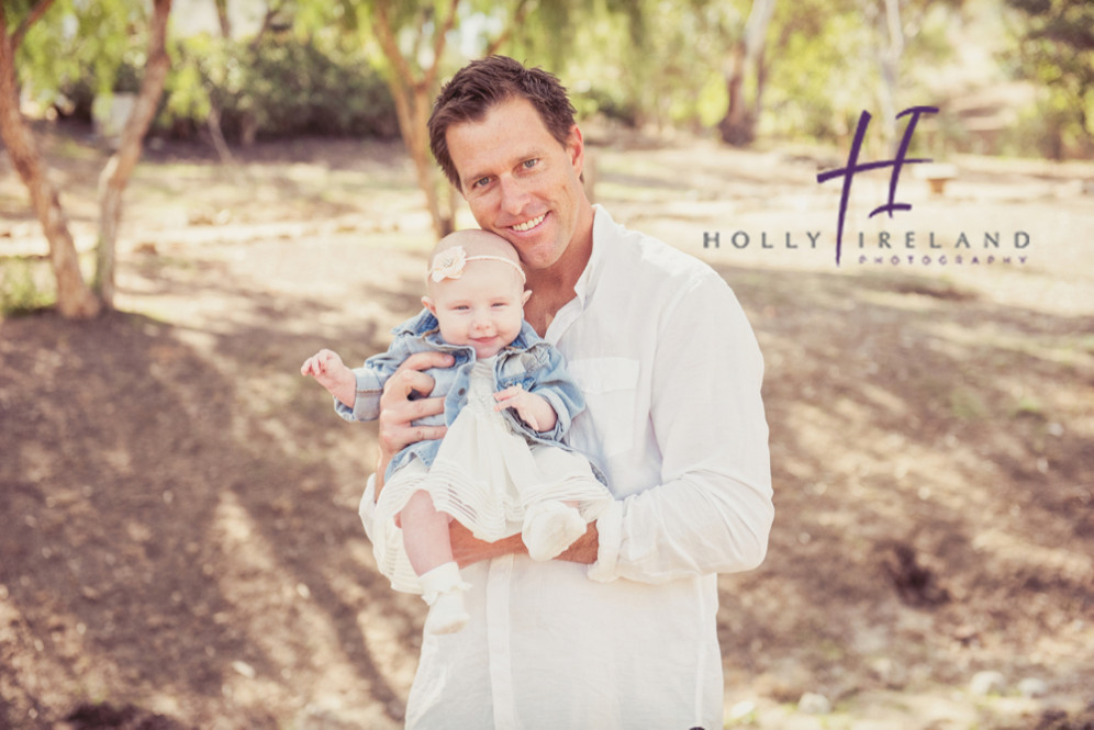 Rustic Family photos at Leo Carrillo Ranch in Carlsabd CA by www.hollyireland.com