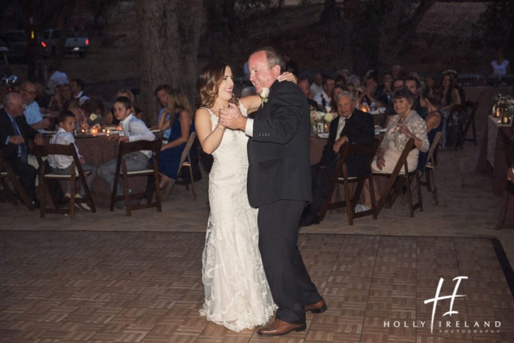 circle-oak-ranch-wedding-holly-ireland-photogrpahy-13