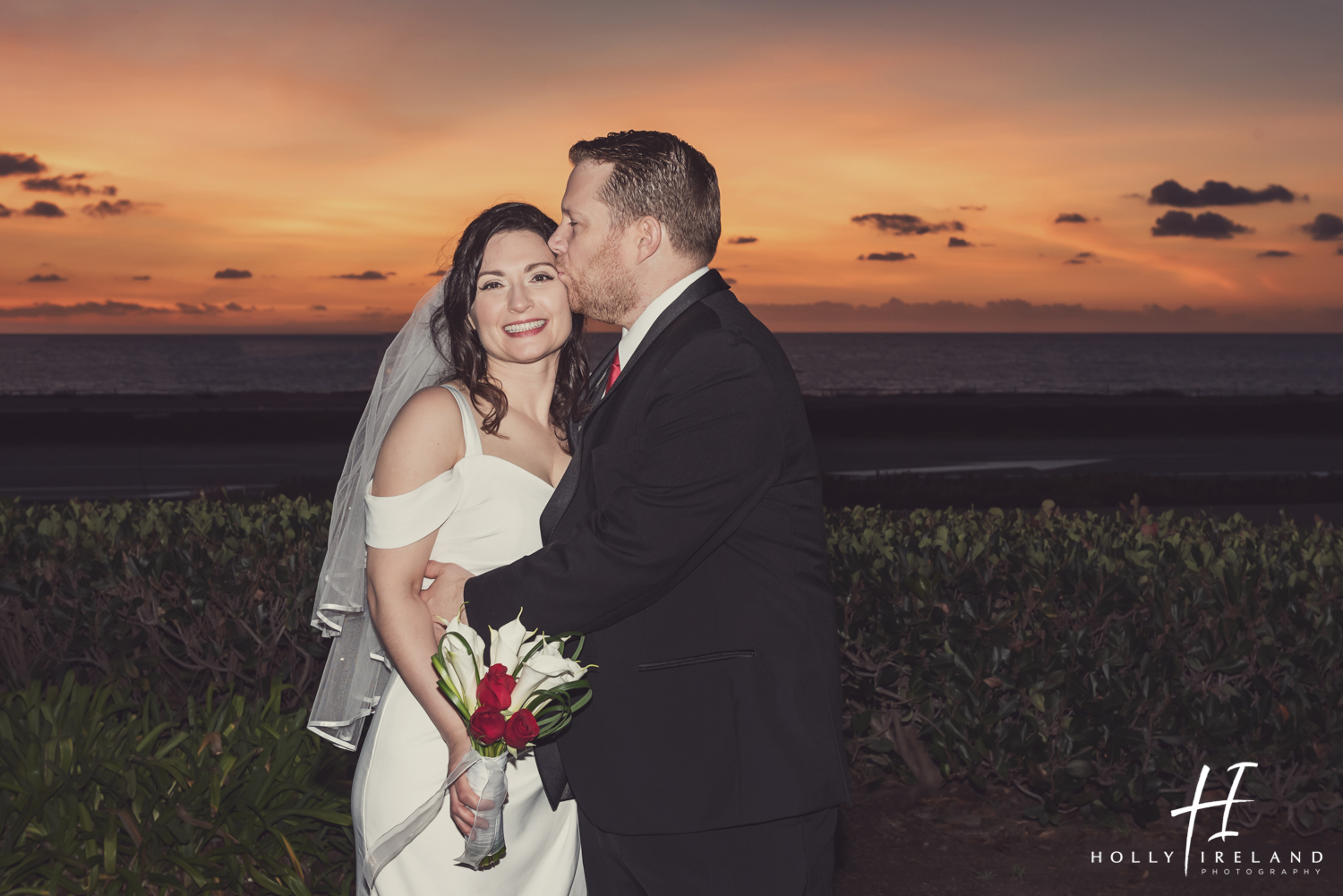 Carlsbad's Hilton Garden Inn's Sunset Beach Wedding Photos