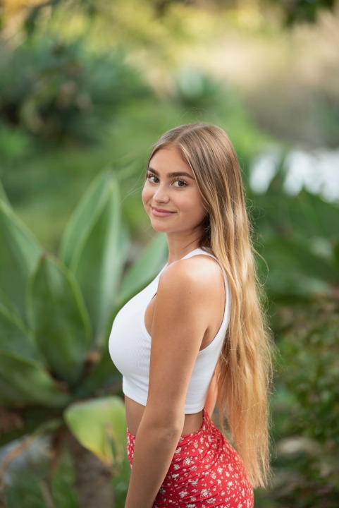 High School Senior Pictures Fullerton thumbnail
