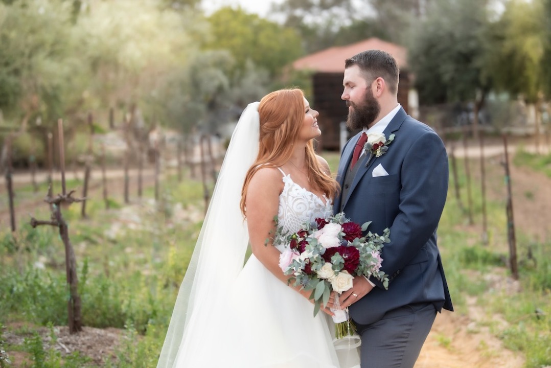 Bernardo Winery wedding photographers. Rancho Bernardo Inn Wedding Photos